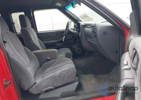 2002 GMC Sonoma Sls z USA, uszkodzony, nr VIN 1GTCS19W228164679